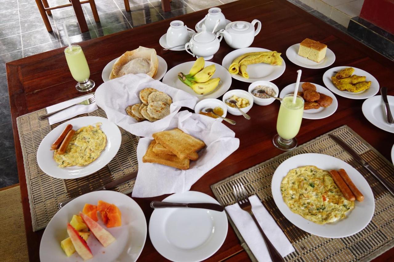 Sunshine Tourist Rest Hotel Анурадхапура Екстериор снимка
