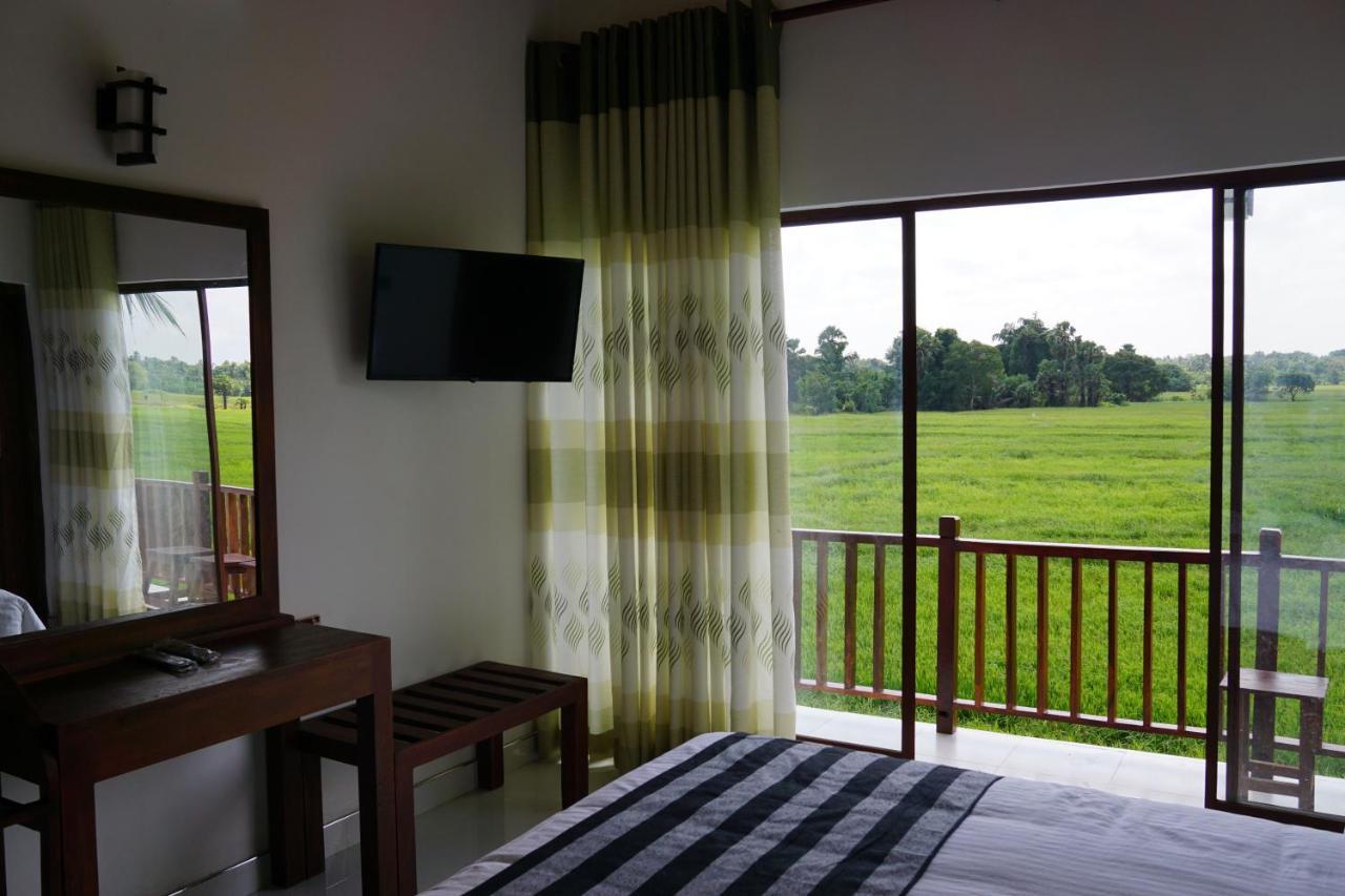 Sunshine Tourist Rest Hotel Анурадхапура Екстериор снимка